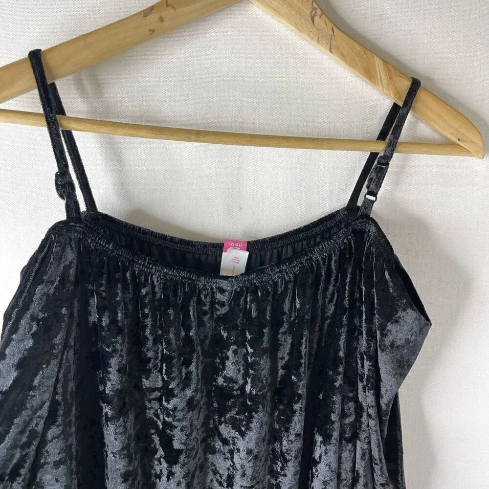 NWT No Boundaries NOBO Velvet Flounce Sleeve Top (Black) - XL - Image 5