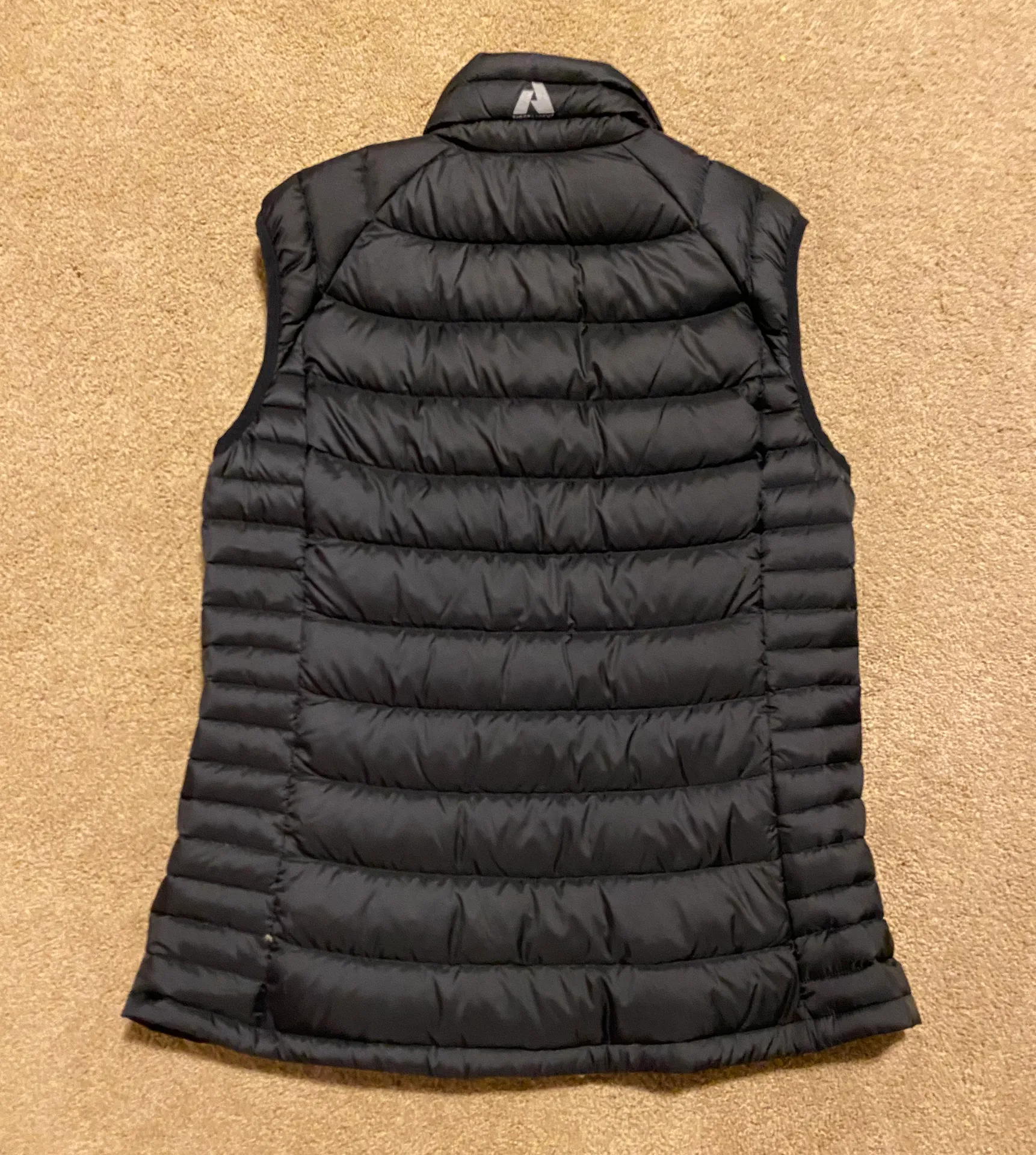 Eddie Bauer Puffer Vest - Image 2
