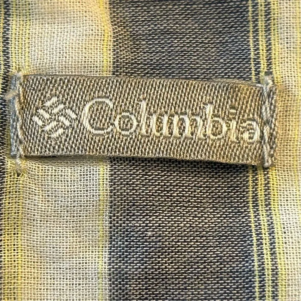 Columbia Women's XL Blue Striped Long Sleeve Button-Up Shirt Casual - Image 10