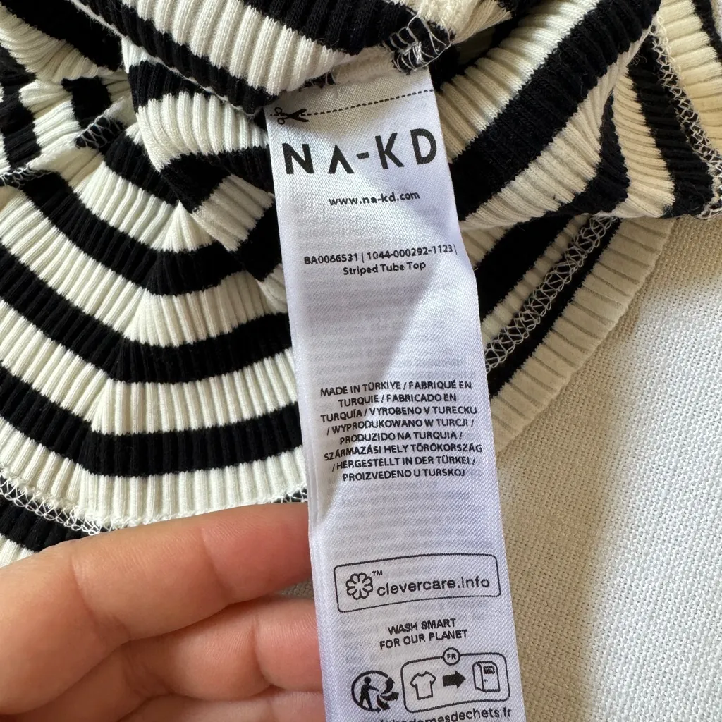 Striped Black and White Strapless Top - Image 8