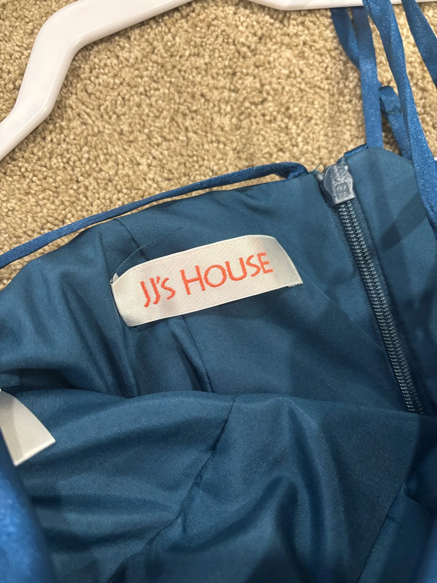 JJ's House  Prom Dress - Image 4