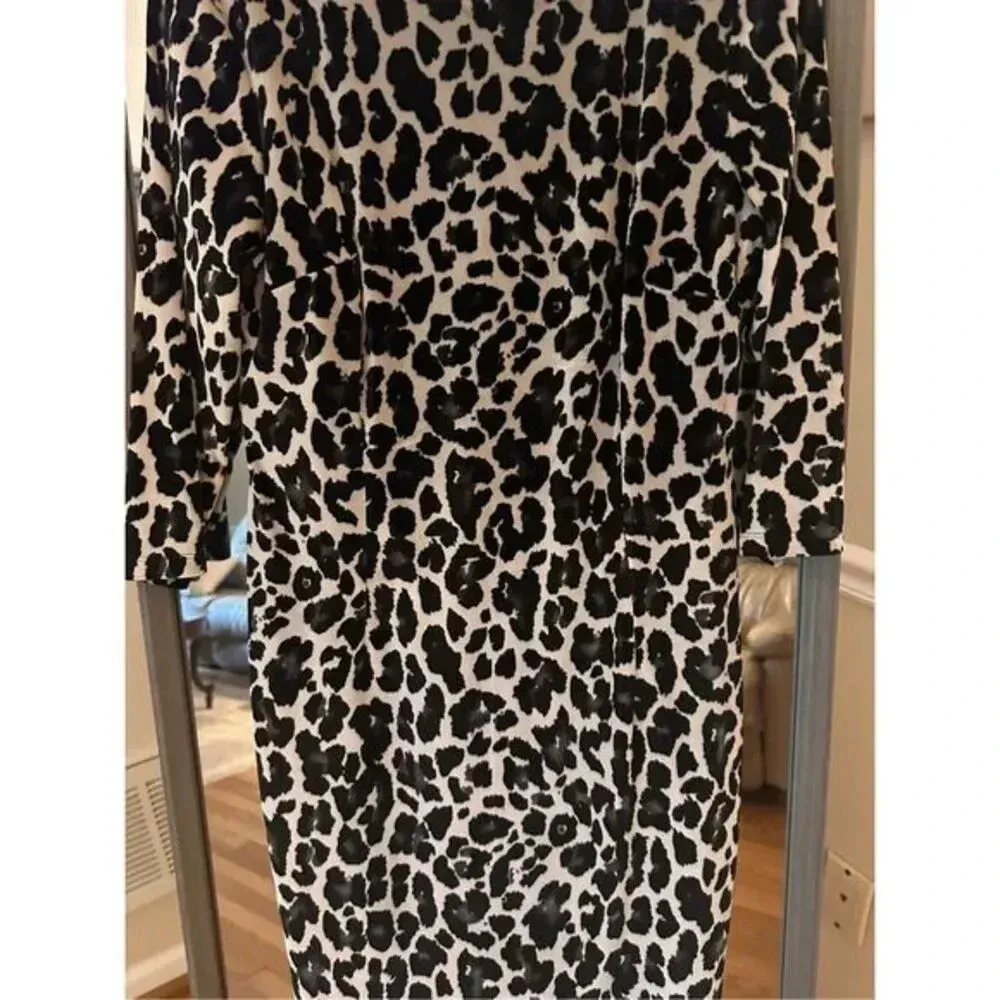 Nicole Miller Velvet Animal Print‎ long Sleeve Dress Size Medium - Image 3