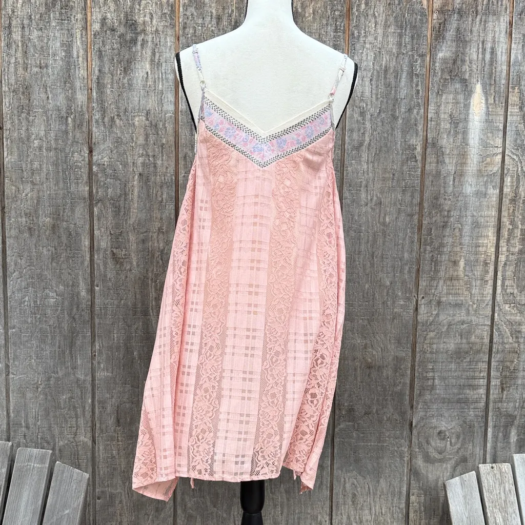 Elegant Asymmetrical Pink Dress Lace Gingham Embroidered Trim and Top Size Sm - Image 10