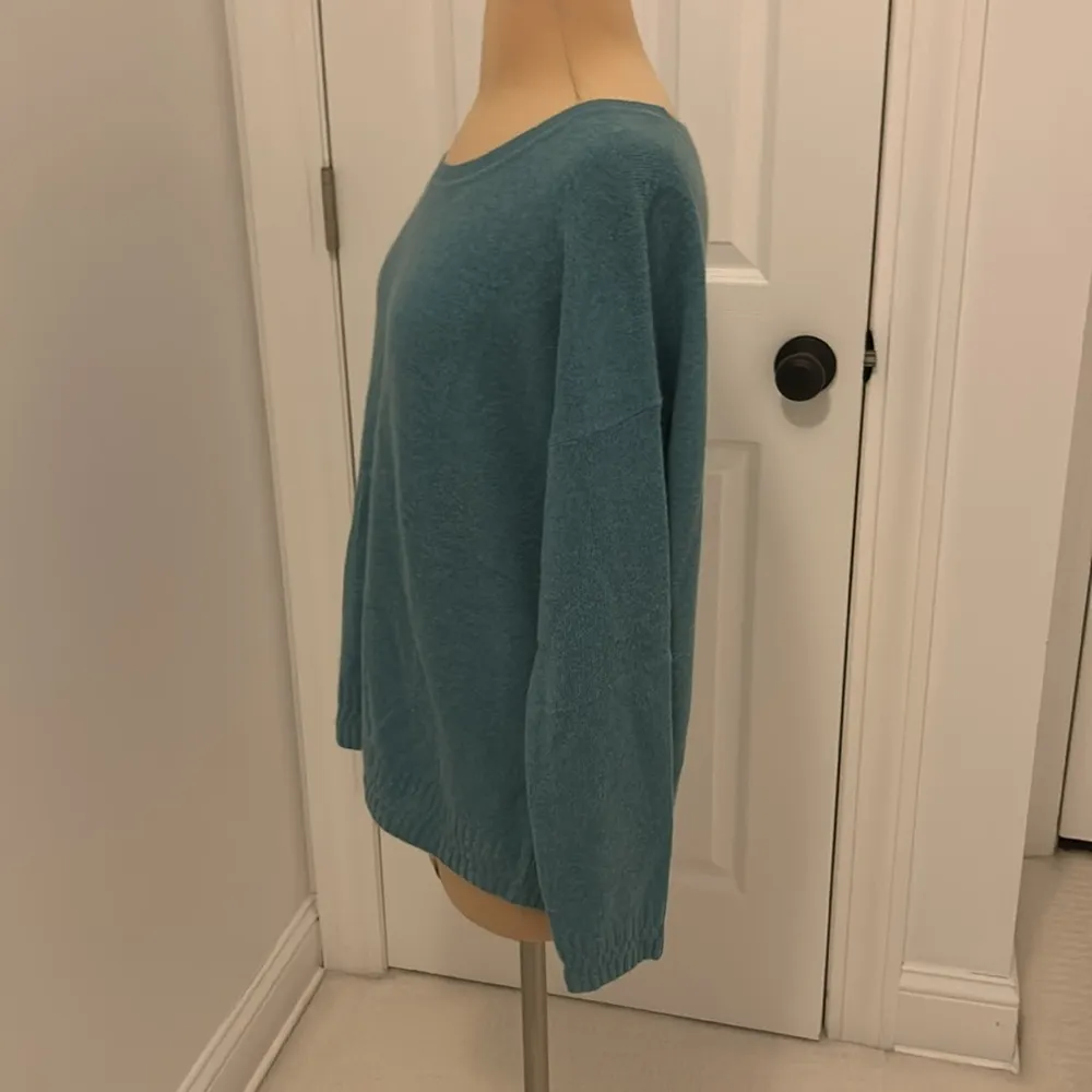 White + Warren Teal Cashmere Sweater Size M - Image 3