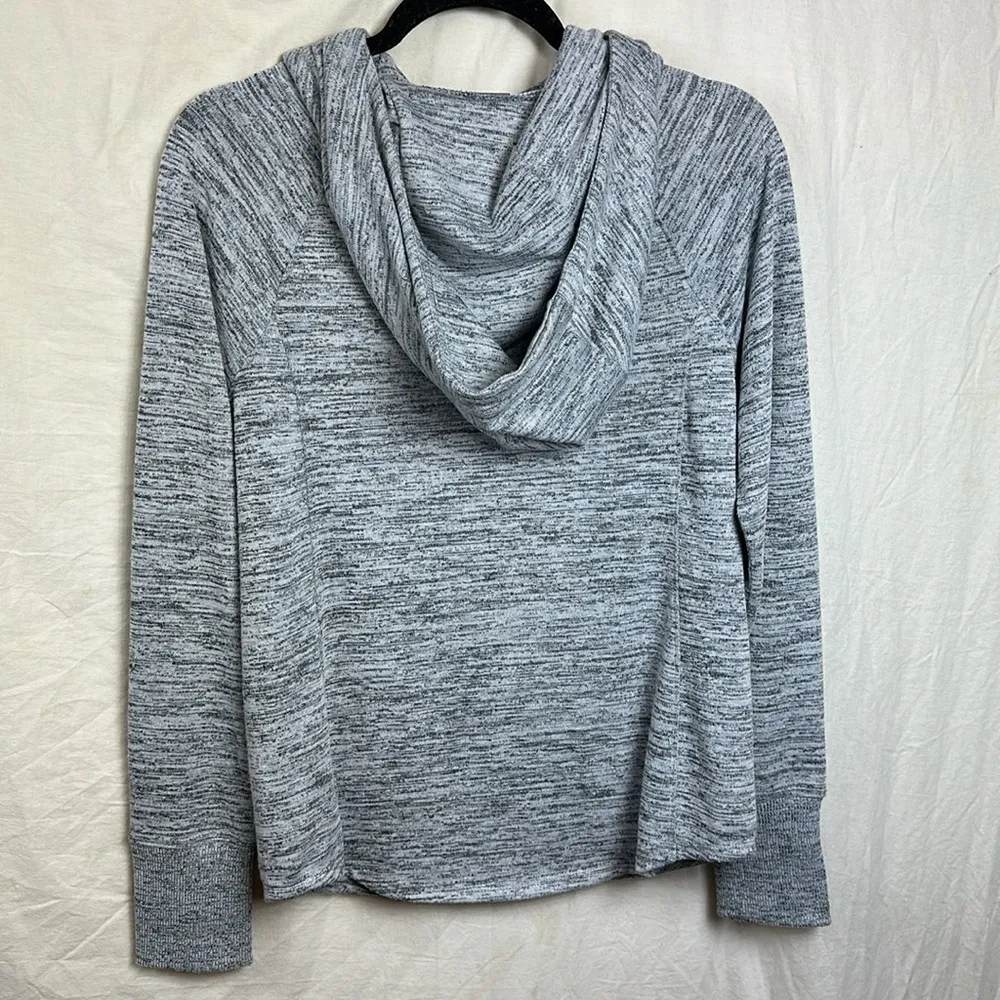 Athleta Heathered Grey Techie Cowl Neck Kangaroo Pocket Hoodie Top Womens Small - Image 8