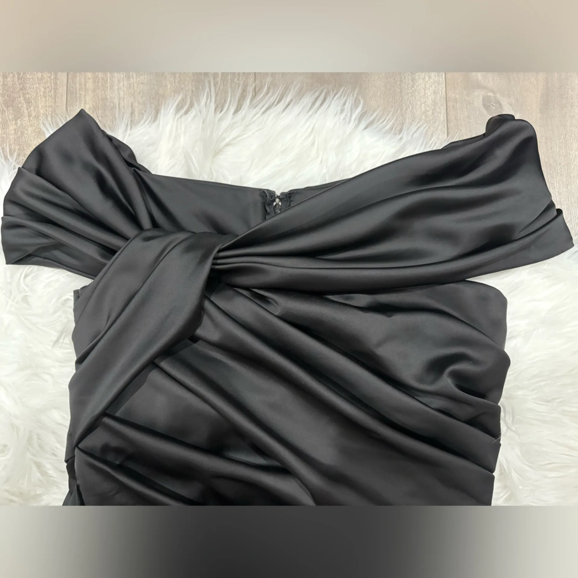 David's Bridal One Shoulder Black Dress Size 6 - Image 5