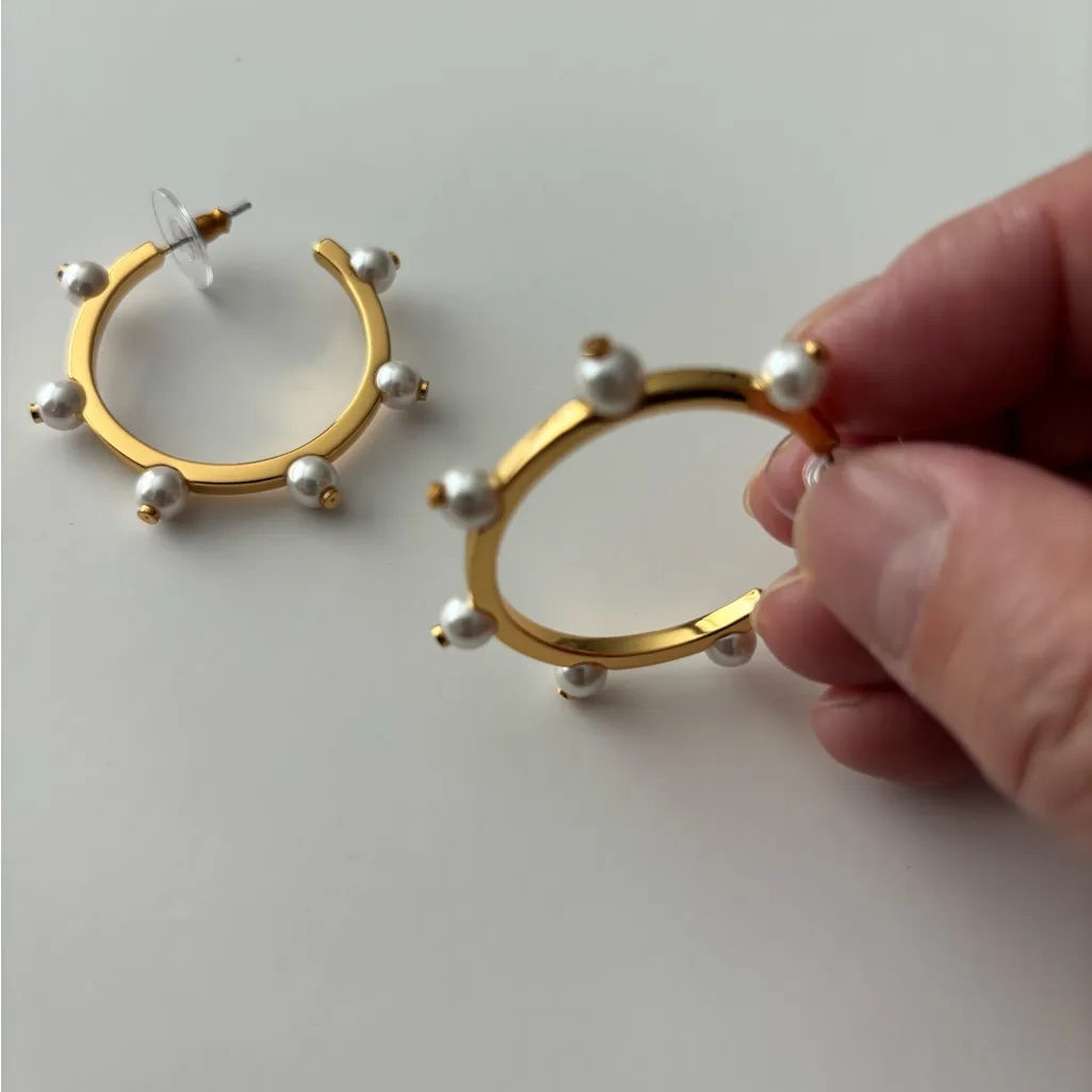 NWOT Lele Sadoughi Gold and Pearl Hoop Earrings - Image 4