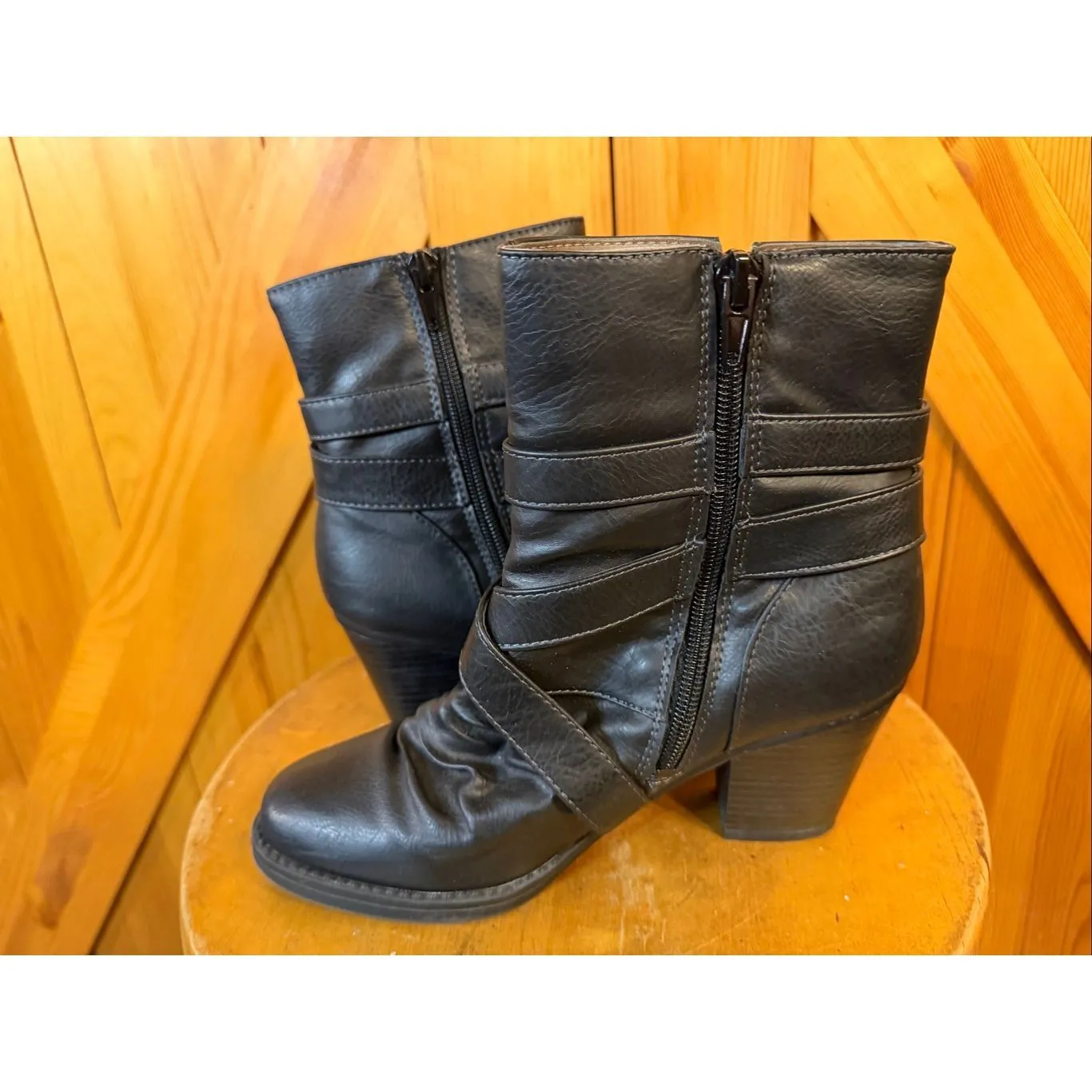 Natural Soul Black Faux Leather Slouch/Buckle Ankle Heel Moto Boots Womens 7 M - Image 5