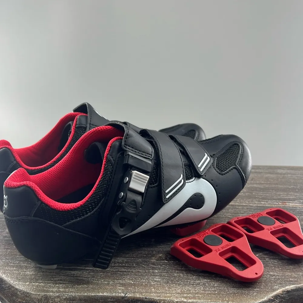Men’s or women’s Peloton Black and Red Cycling Shoes NWOT - Image 6