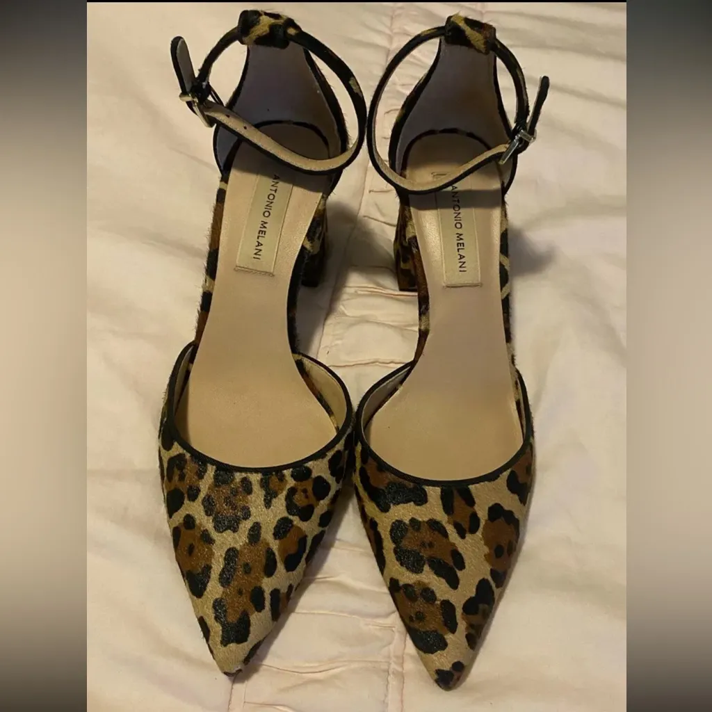 Leopard Print Women's Heels Brown Size 7.5 - Image 2