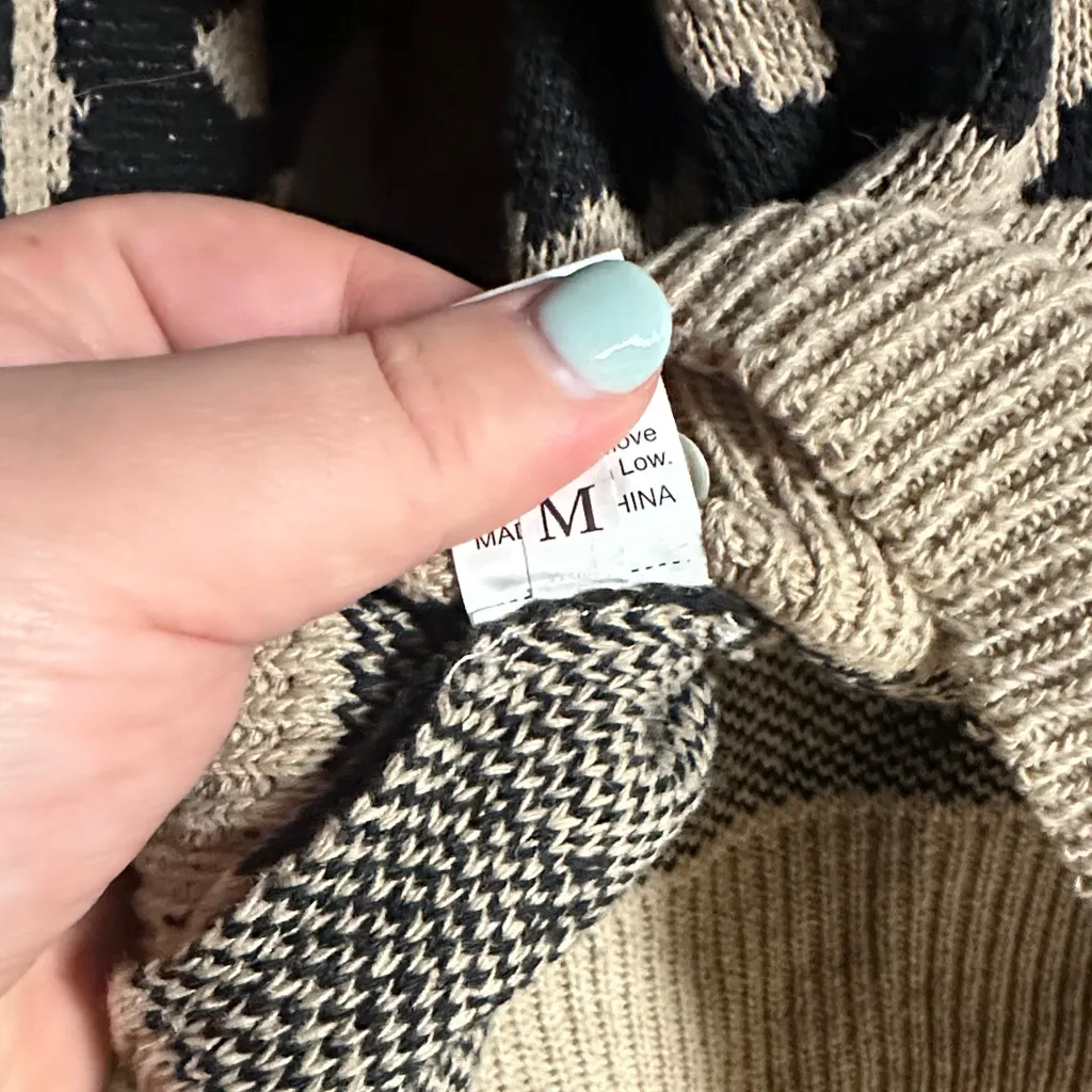 Leopard Print Sweater - Image 5