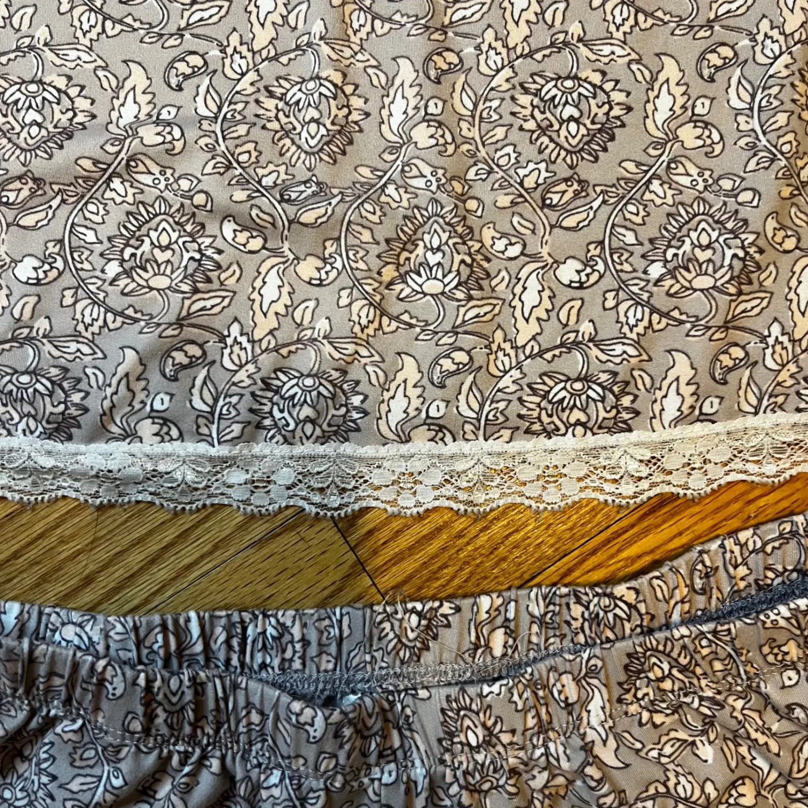 Womens Pajama Set Camisole Shorts Floral Lace Trim Sleepwear Size M Gray Size M - Image 5