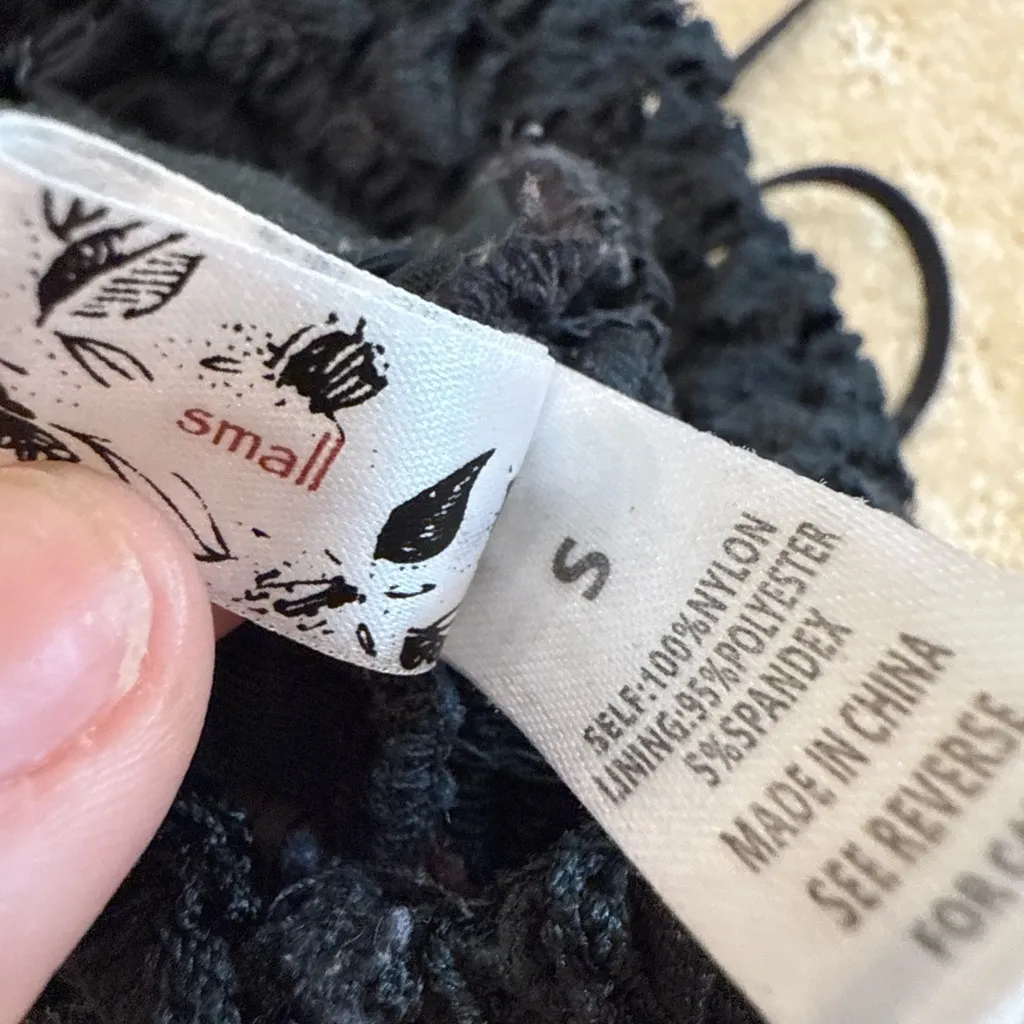 Wishlist Navy Lace Bralette Strappy Back Size Small - Image 5