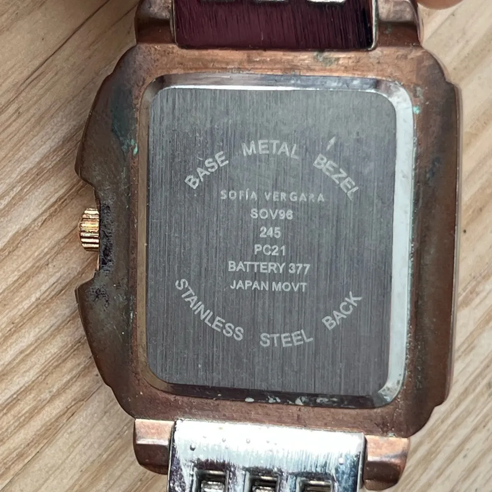 Fashion Watch Sofia Vergara Brand - Image 7