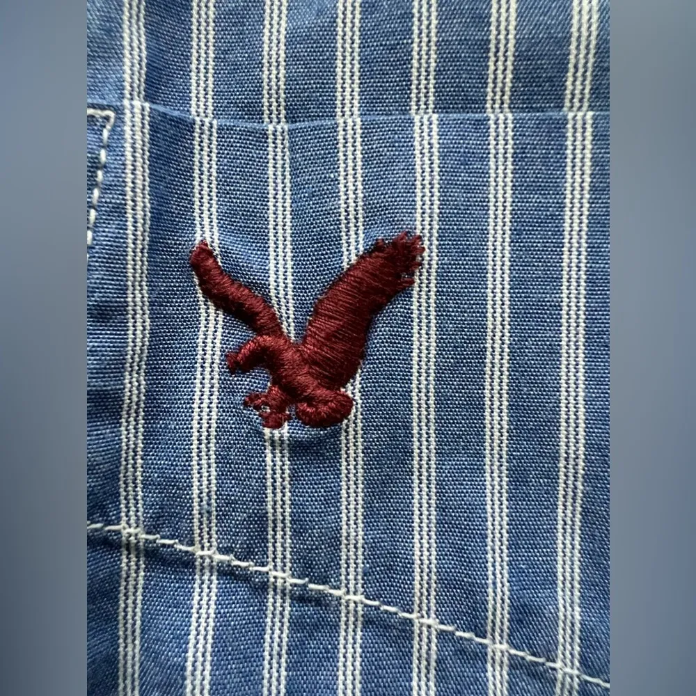 American Eagle | ladies Vintage Fit dress shirt. Size: L/G - Image 9