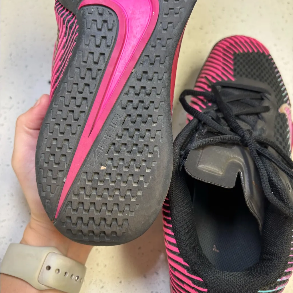 Nike Court Air Zoom Vapor 11 Black Firebery Pink Womens 9 - Image 6