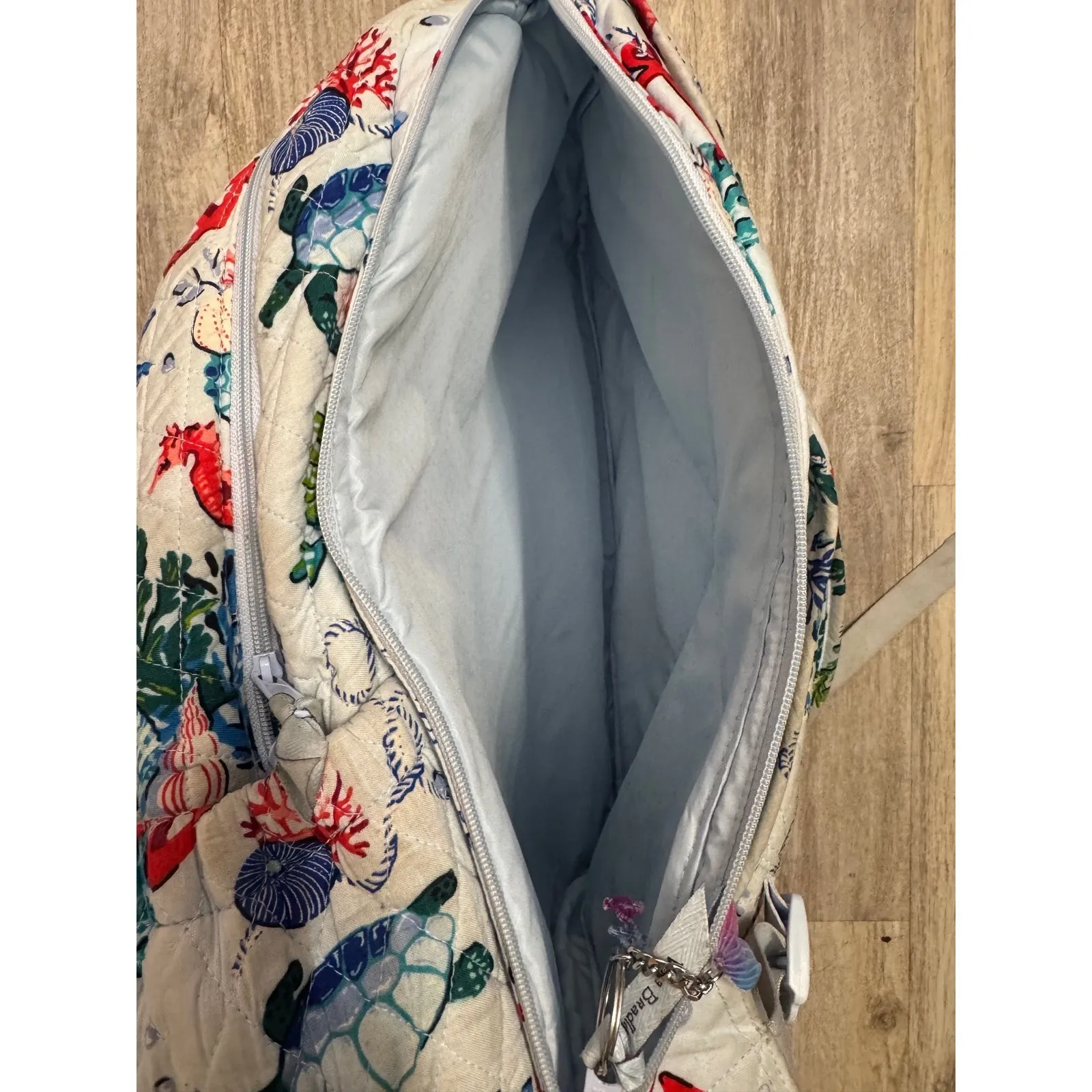 Vera Bradley Ocean Sea Turtle Dream Backpack Discontinued Style Collectible - Image 6