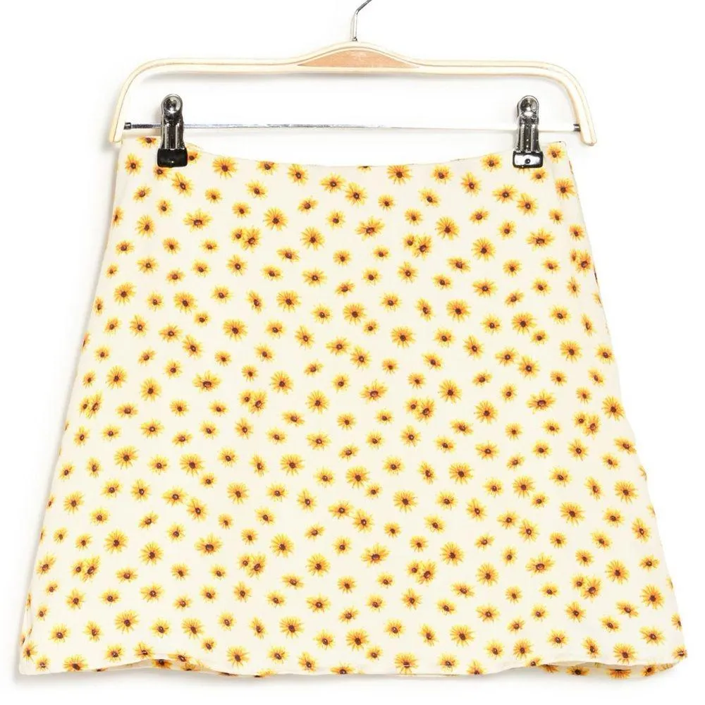 NWT WeWoreWhat Mini Slip Skirt Ditsy Daisies Floral Ivory Multi Print Size Small - Image 4