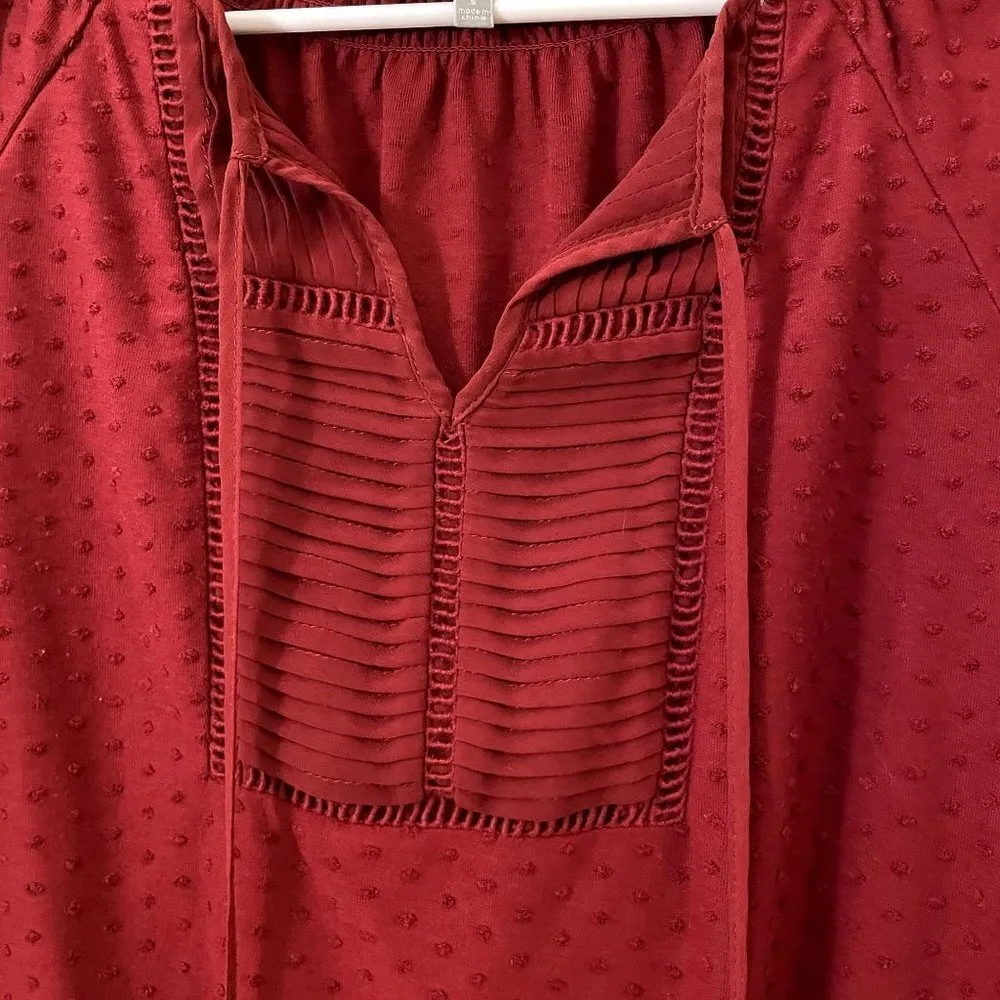 Daniel Rainn red vneck blouse semi formal ruched classic comfortable soft top - Image 5