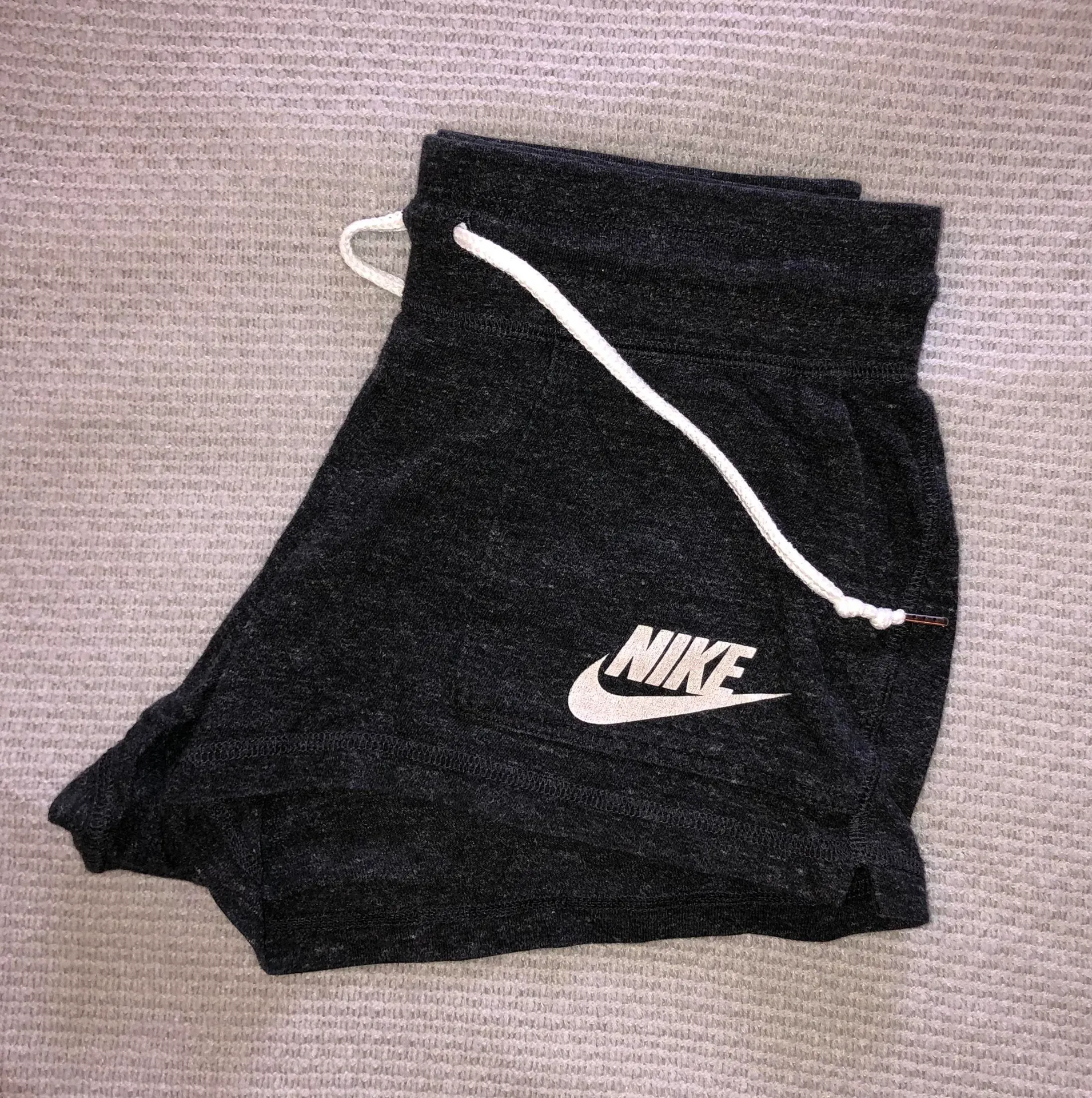 Nike Sz S  Tie Short - Image 2