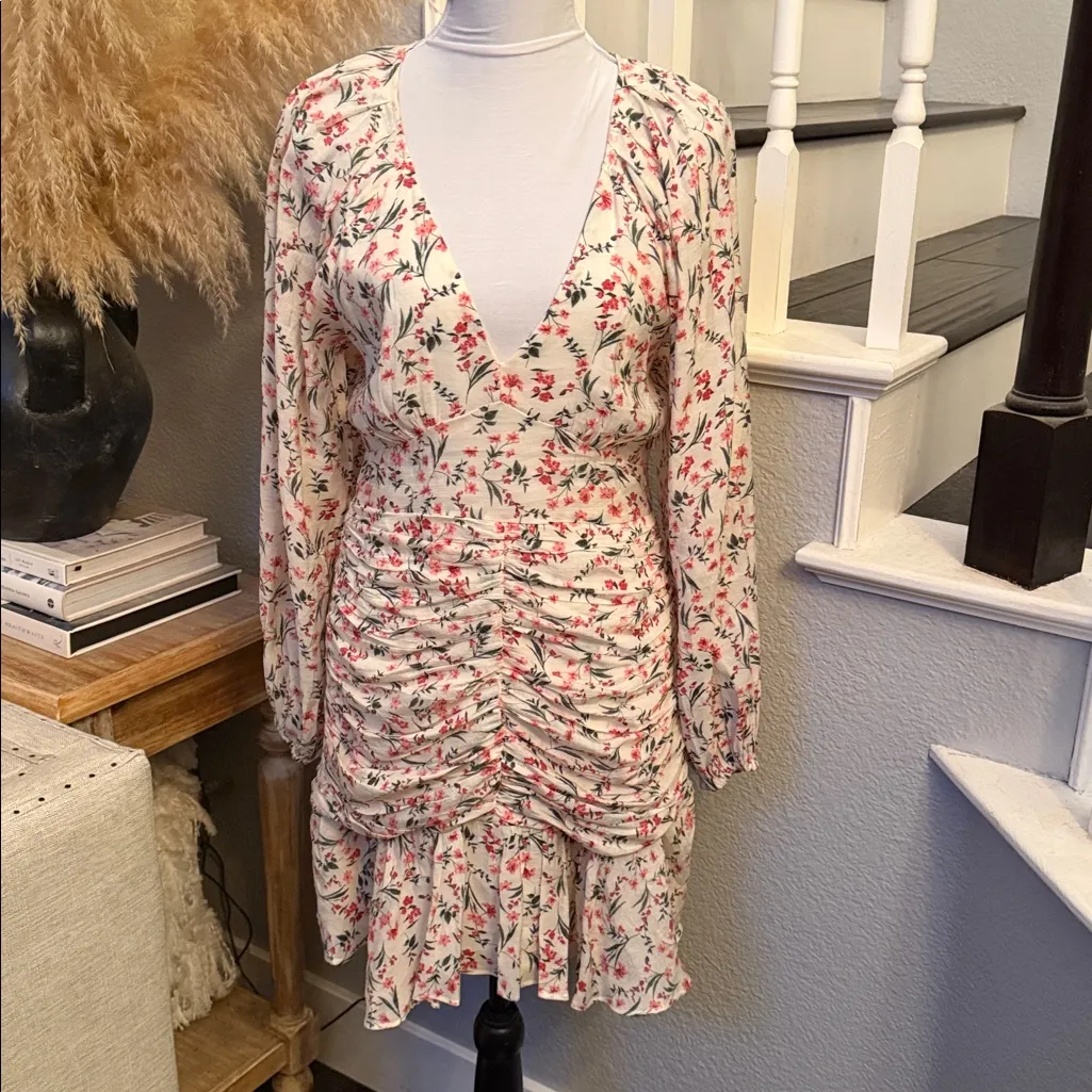 Revolve MinkPink Kacey Ruched Long Sleeve Floral Mini Dress Size Medium - Image 3