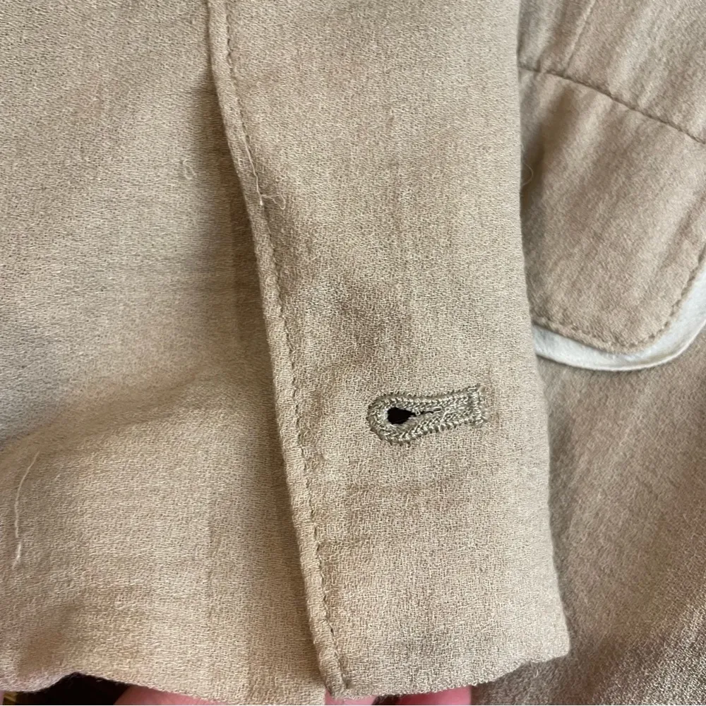 Tan Cropped Blazer - Image 4