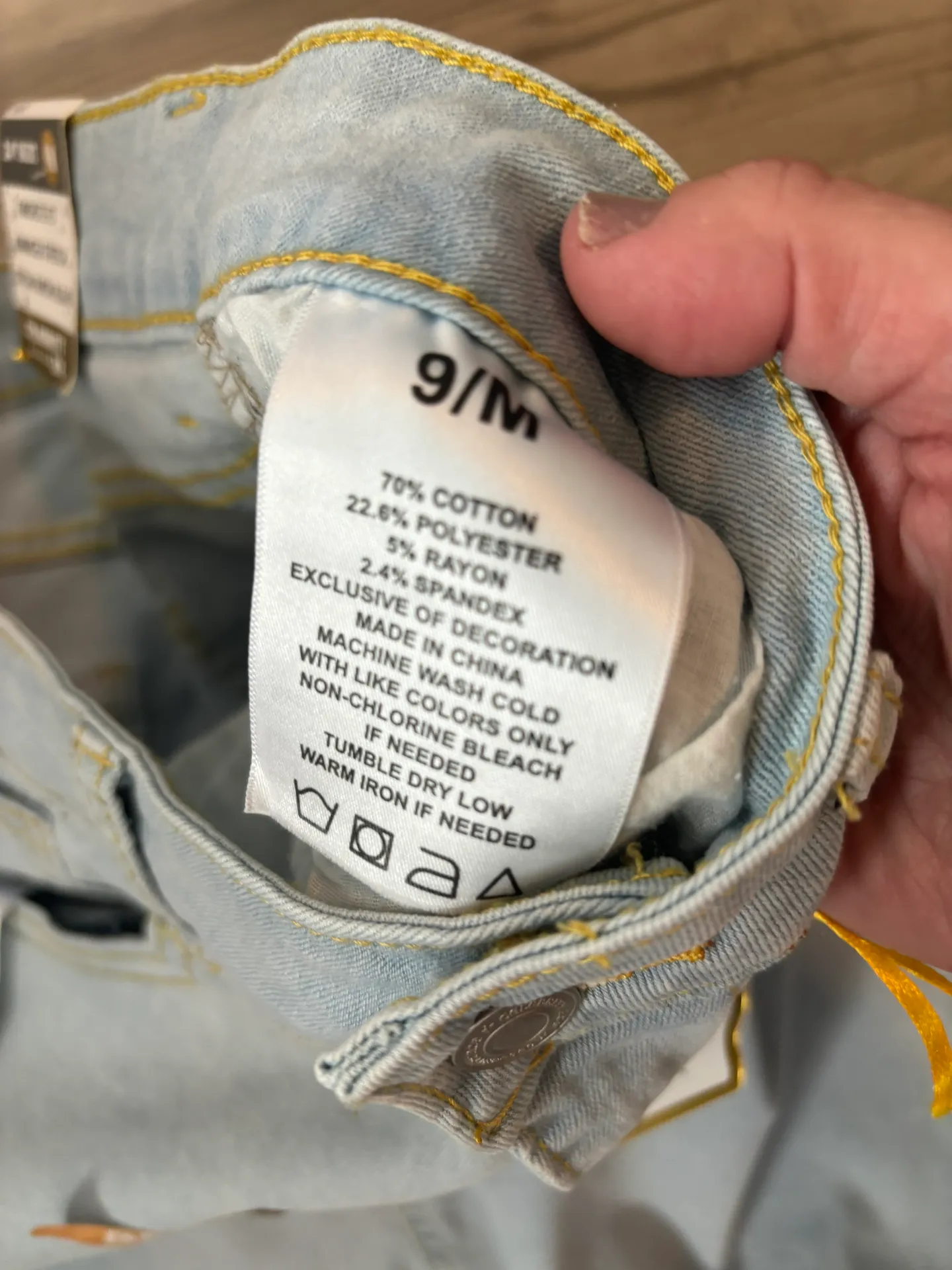 Celebrity Ace NWT Denim Skirt Size 9, waist is 16, length is 25 - Image 3