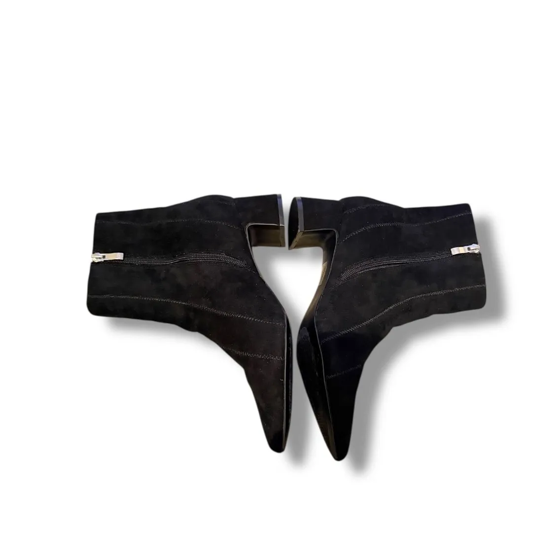 Journee Collection Ankle Boots Size 9.5 Black Faux Suede Pointed Toe Zip Heel - Image 3