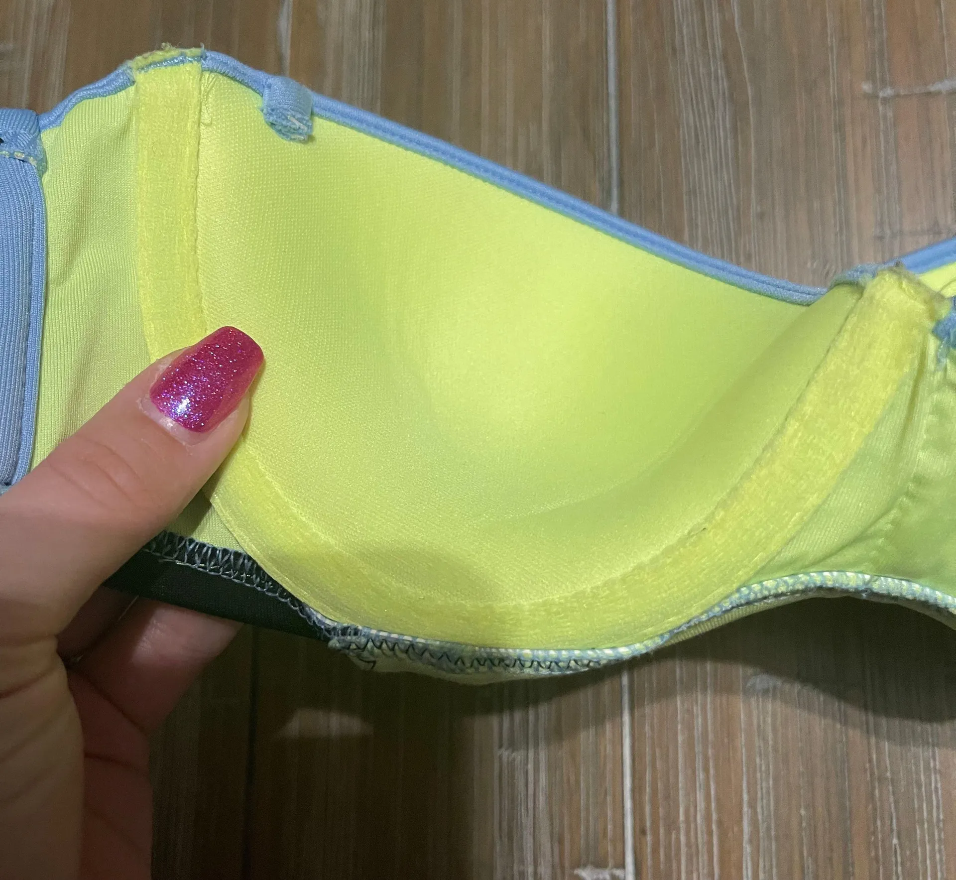 Victoria’s Secret Bikini Top - Image 3