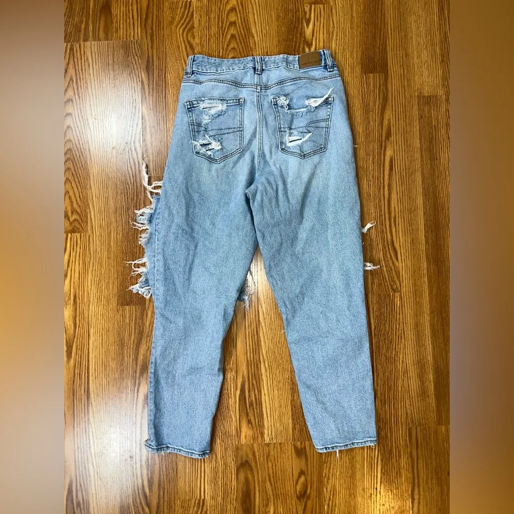 Super Cool American Eagle Curvy Mom Jeans! - Image 5