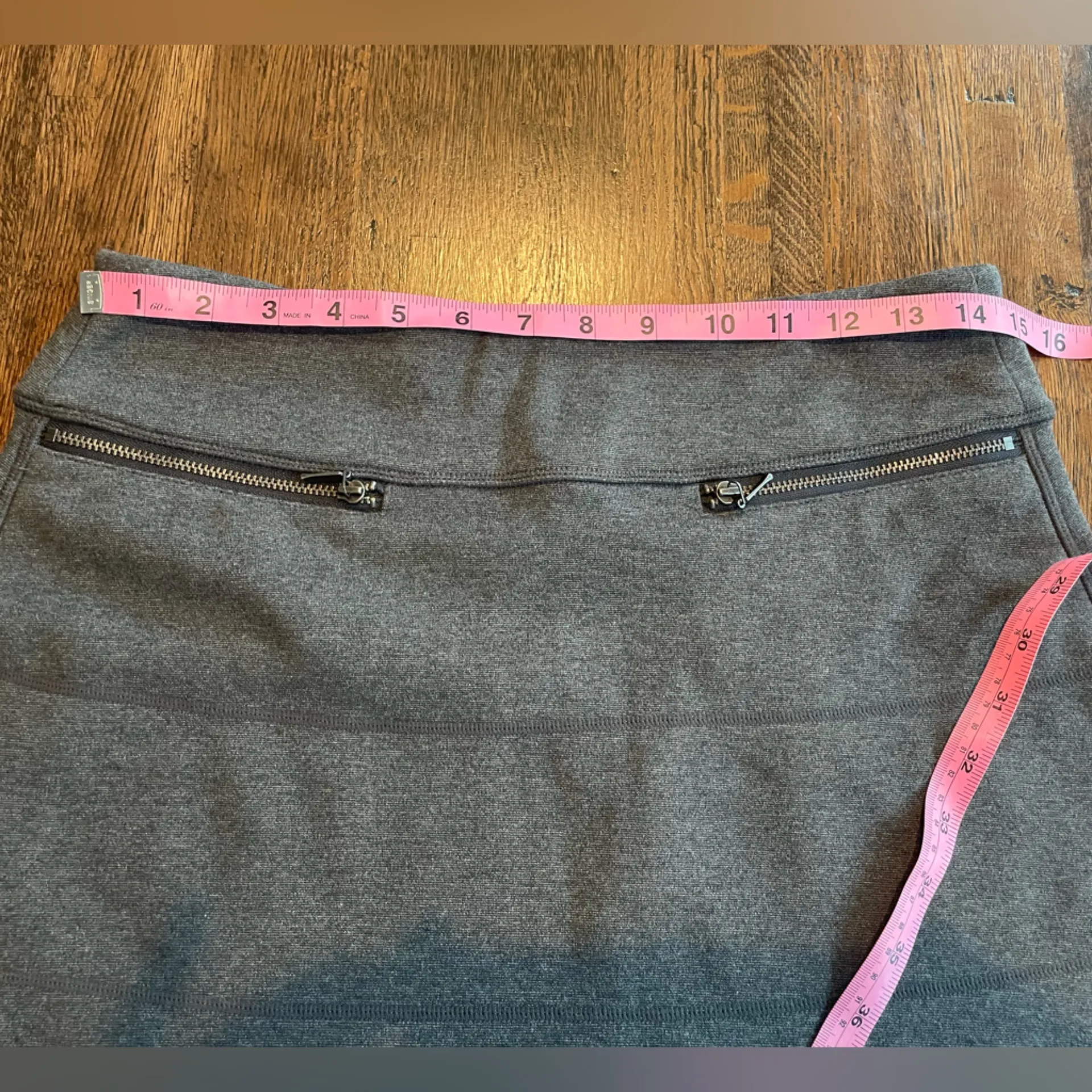 Athleta  Strata Skirt — size small - Image 3