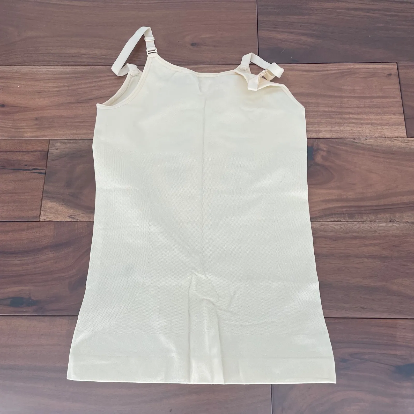 Shapermint Essentials All Day Every Day Scoop Neck Cami Nude M Size M - Image 4