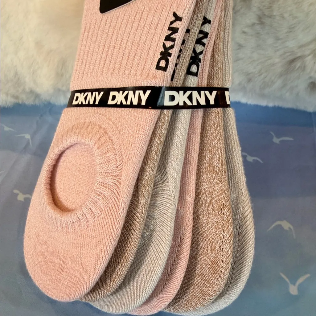 NWT DKNY Pink, Gray & Brown Super Soft 6 Pair Liner - Image 2