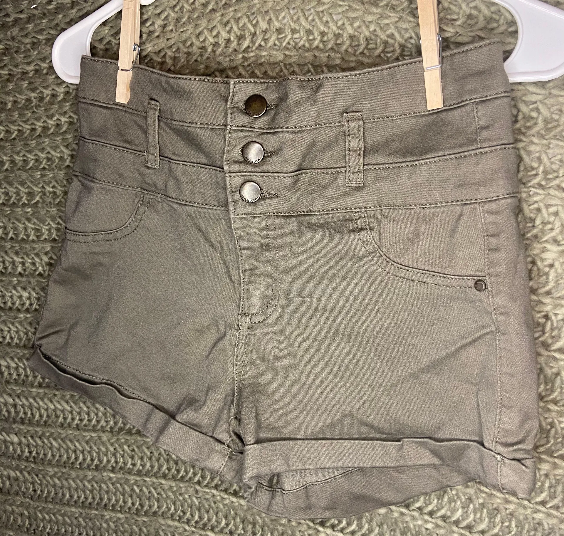 Tinseltown high waisted shorts - Image 2