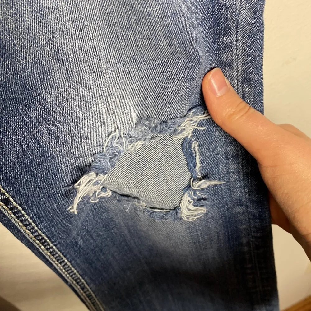 Silver Jeans Aiko Bootcut low rise jeans with shiny lace embroidered pocket 27 - Image 7