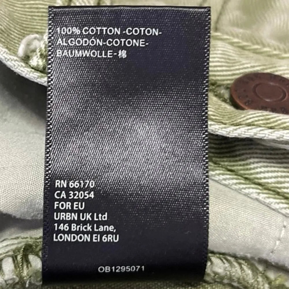 Urban Outfitters BDG Green Cheeky High Rise Cut Off Hem Mini Jeans Shorts Sz 26 - Image 4