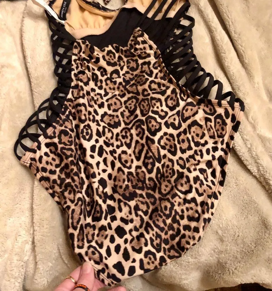 Cute Cheetah One Piece Cut Out Brown Size M - Image 2