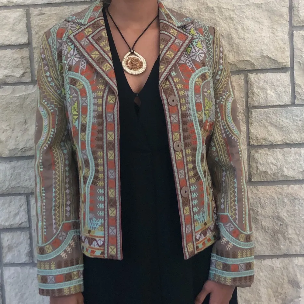 Embroidered jacket - Image 2