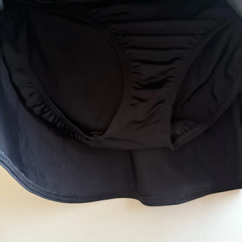Lands’ End black skirted swim bottoms Size 10 - Image 3