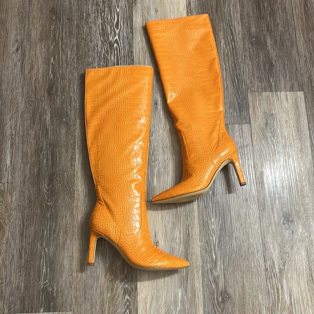 Nine West Richie tall orange pointed toe stiletto heeled boots size 6.5 croc - Image 5