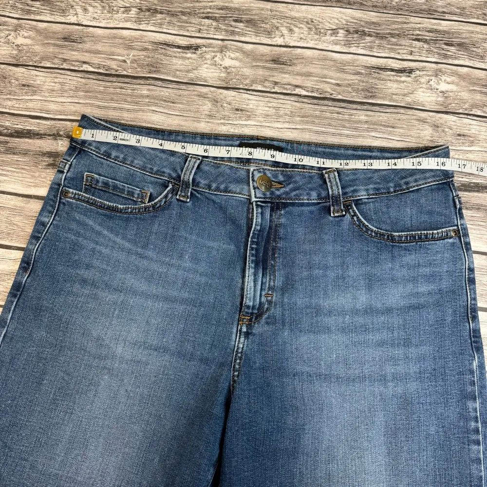 Lee Women's Denim Bermuda Mid Rise Jean Shorts 32 Blue Denim Stretch Stretch Zip - Image 8