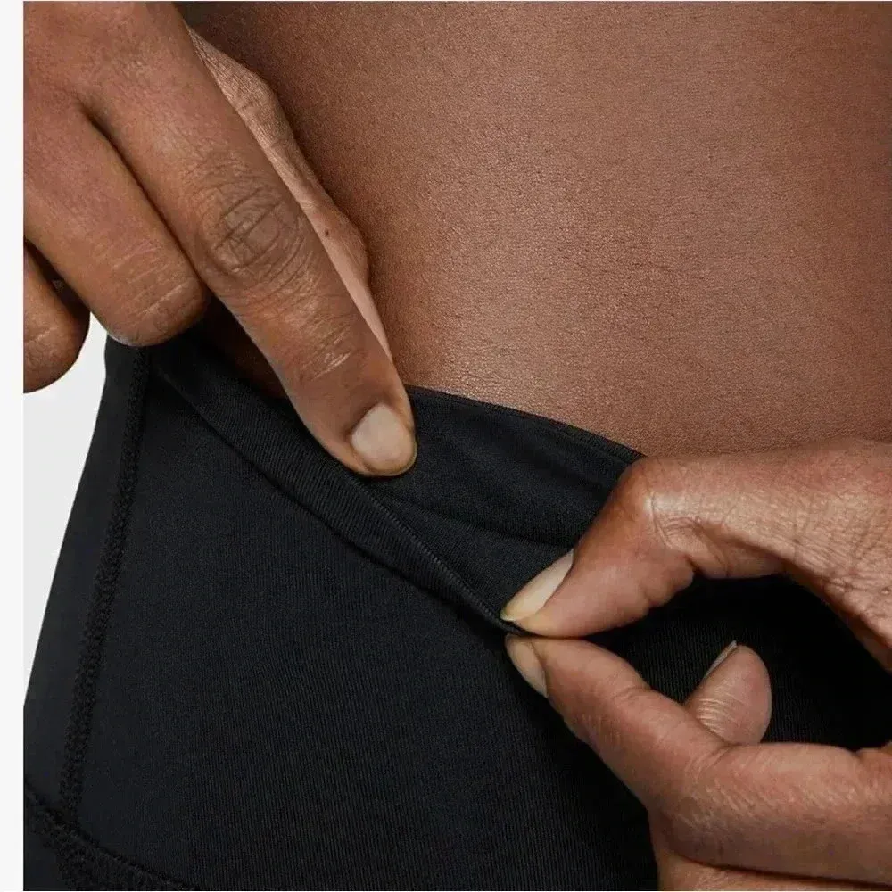 4/$25 Nike Fast Women's XS Mid-Rise Crop Running Leggings CZ9238 010 Black Sz XS - Image 4