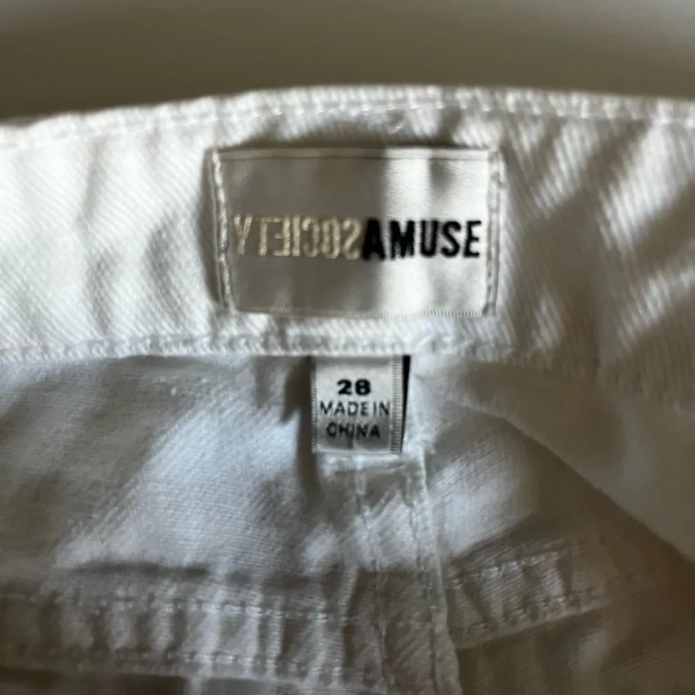 Amuse Society White Jeans - Image 5