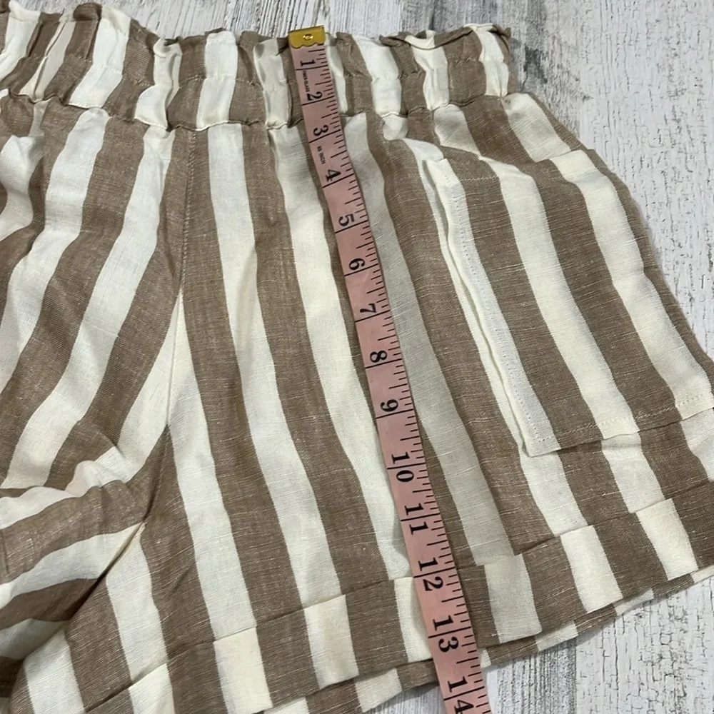 Show Me Your Mumu  Disilvio Khaki Stripe Linen Shorts Size Small NWT - Image 12