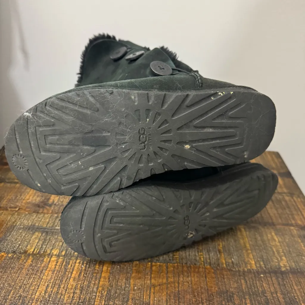 Ugg Bailey Button Triplett II Boot - Black size 10 - Image 5