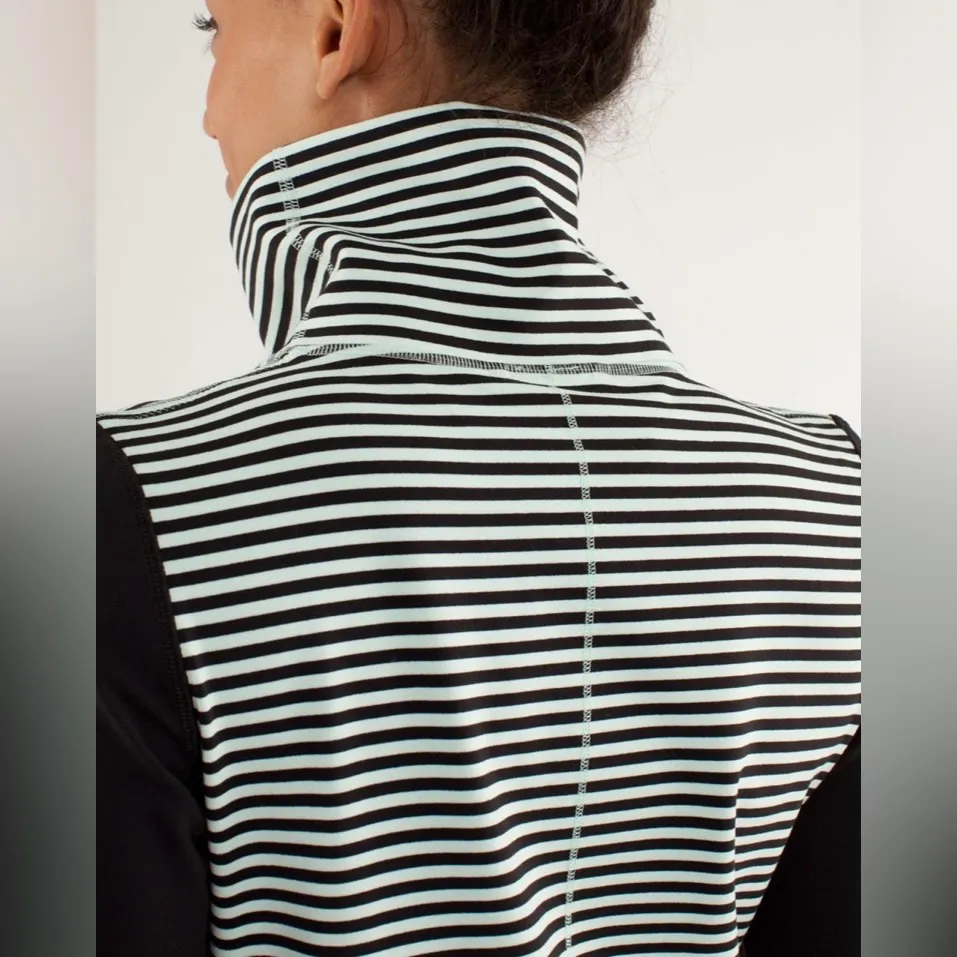 2013 Lululemon Daily Yoga Jacket Classic Stripe Mint Moment Black Size 8 Rare - Image 5
