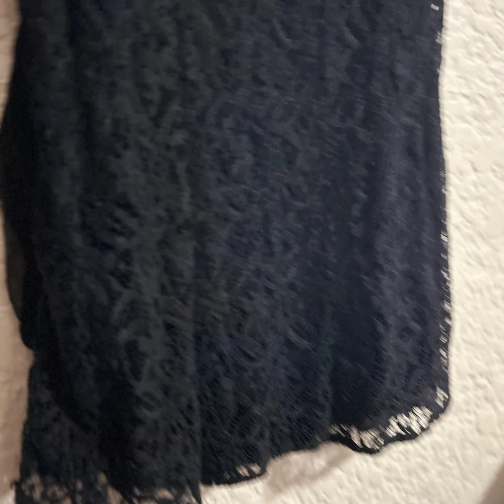 Women’s Monoreno black sleeveless top‎ size large - Image 10