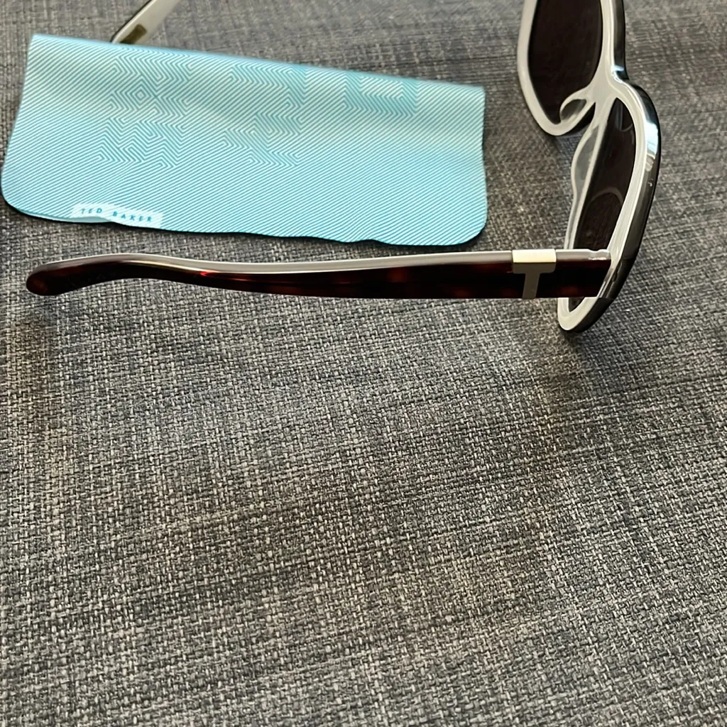Ted Baker Women's Brown Sunglasses - Image 5