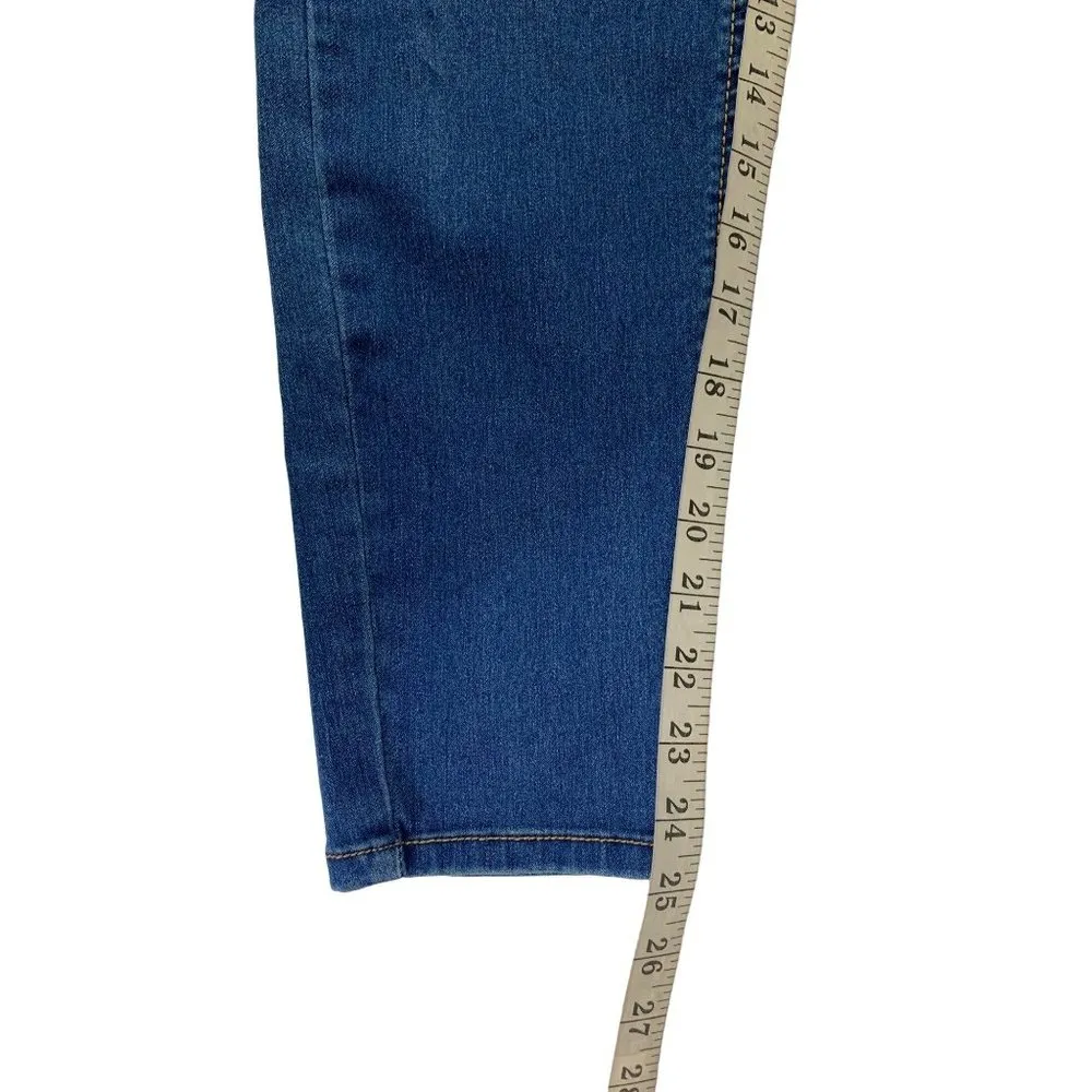 Forever 21 Women's Skinny Jeans - Image 6