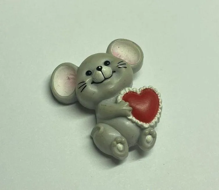 Collectible Valentine's Day Gray Mouse Holding a Heart Shaped Plastic Pin RUSS - Image 3